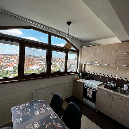 High Level Apart Oradea Free Reserved Parking Exterior foto