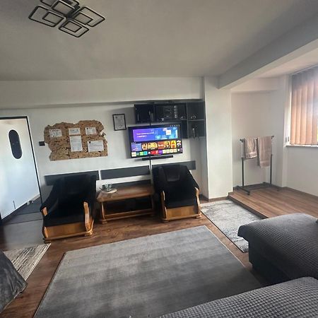 High Level Apart Oradea Free Reserved Parking Exterior foto
